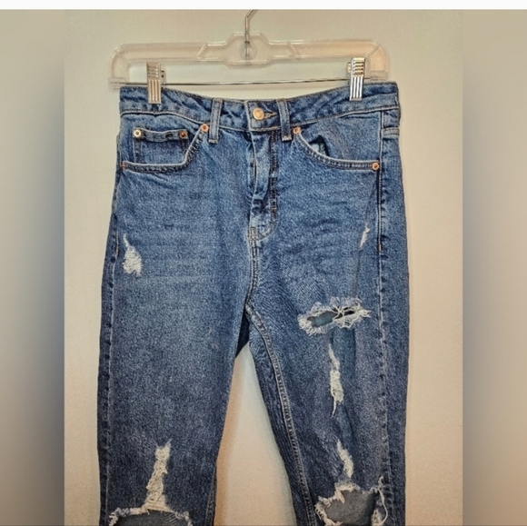 Topshop Cut Off Crops Straight Leg. Ripped. Blue. Size Waist 28 - Picture 3 of 14